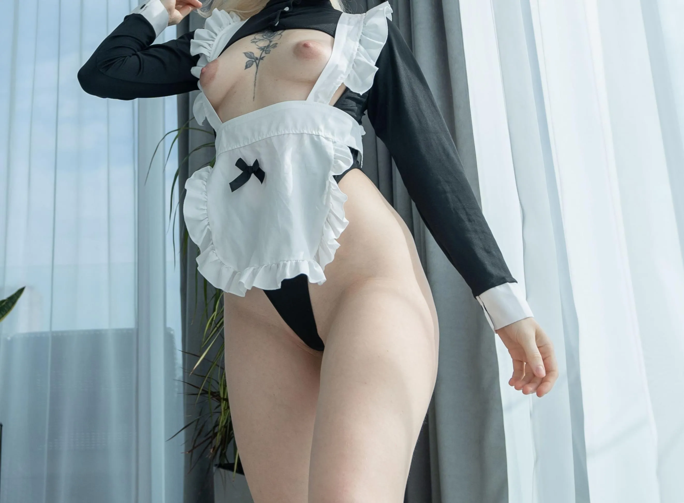 Naughty maid like me deserves to be fucked