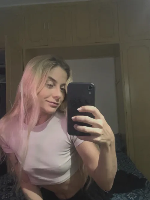 F21 thinking of all the places I could be right now btw I hope u like it