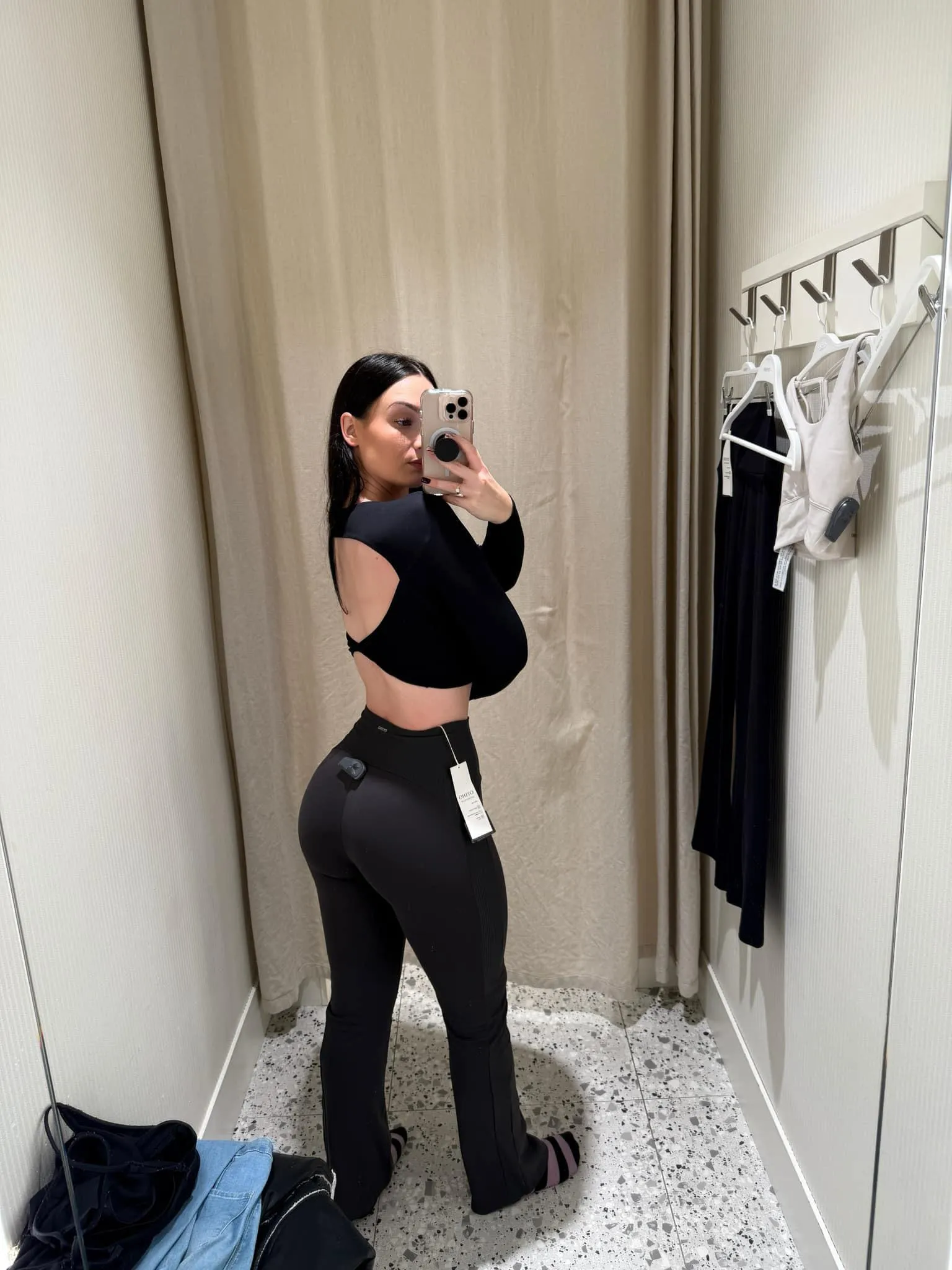 Hand me over something else to try on