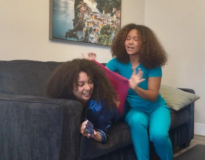 Hardworking girl not so keen on lazy Roomate