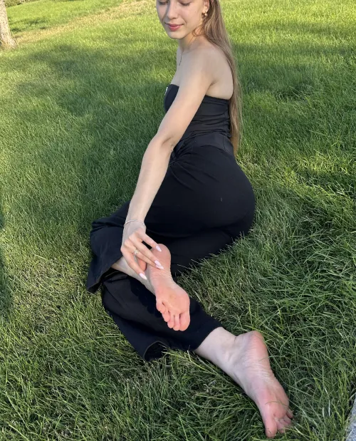 I love showing ff my cute feet feet