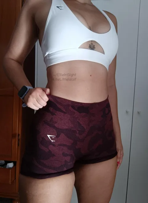 What’s tighter, my yoga pants or your self-control?