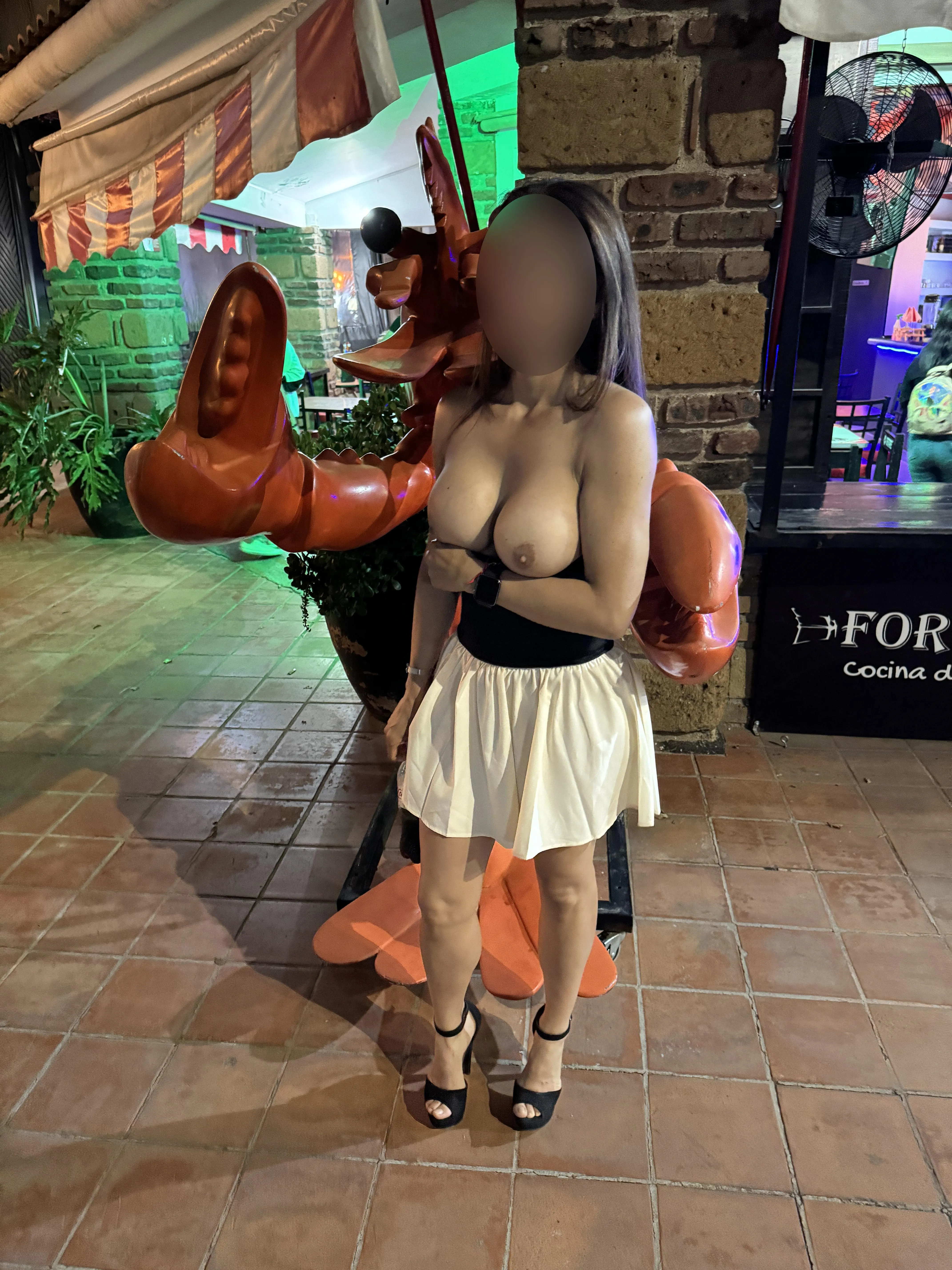 flashing my boobs at my fav seafood restaurant [image]