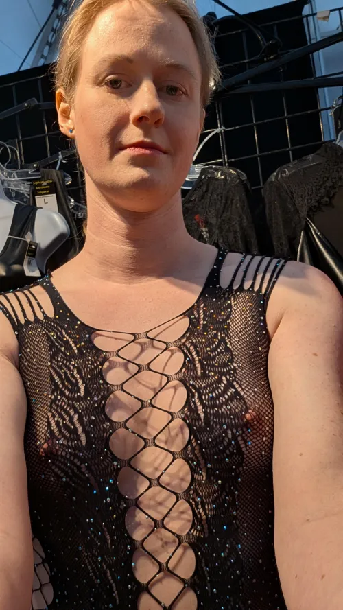 [F][MtF] Come say hi at the taboo convention