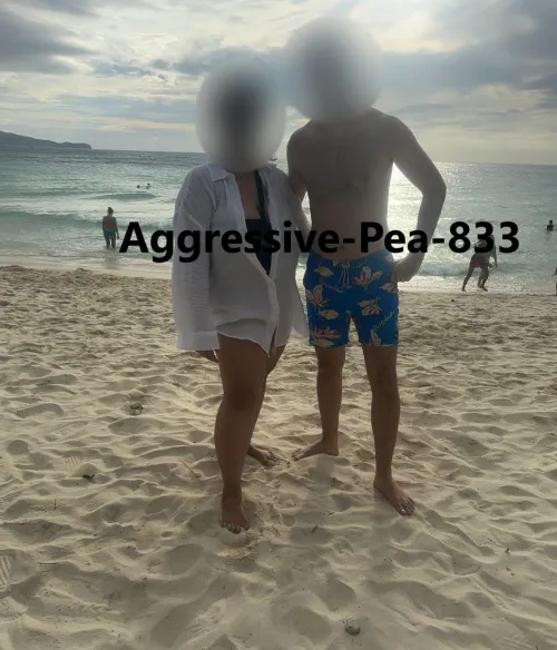 Looking for swingers, couple or bull from boracay