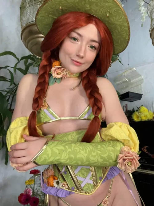 Mirabel Garlick by CarryKey