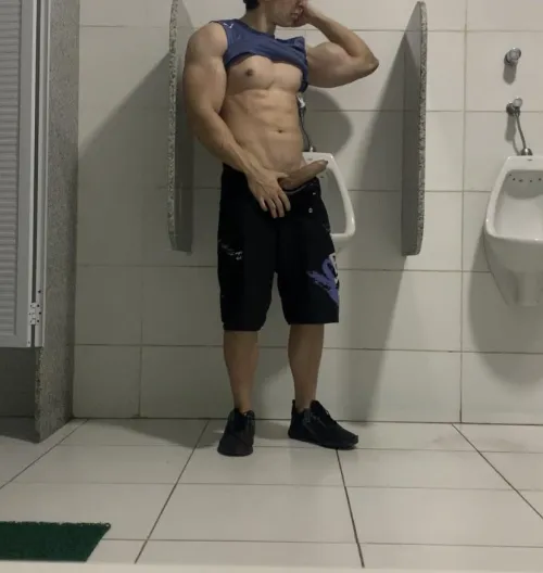 [22] What would you do if you found me showing off like this in the middle of the gym bathroom?