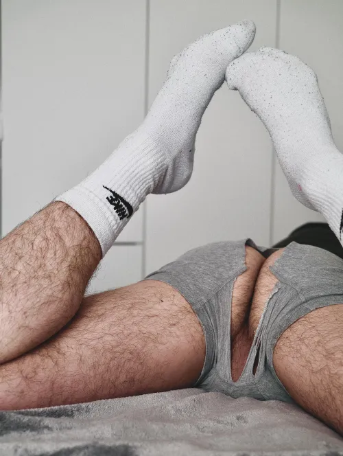 (31) You can tear my trunk as long as you take care of these white socks