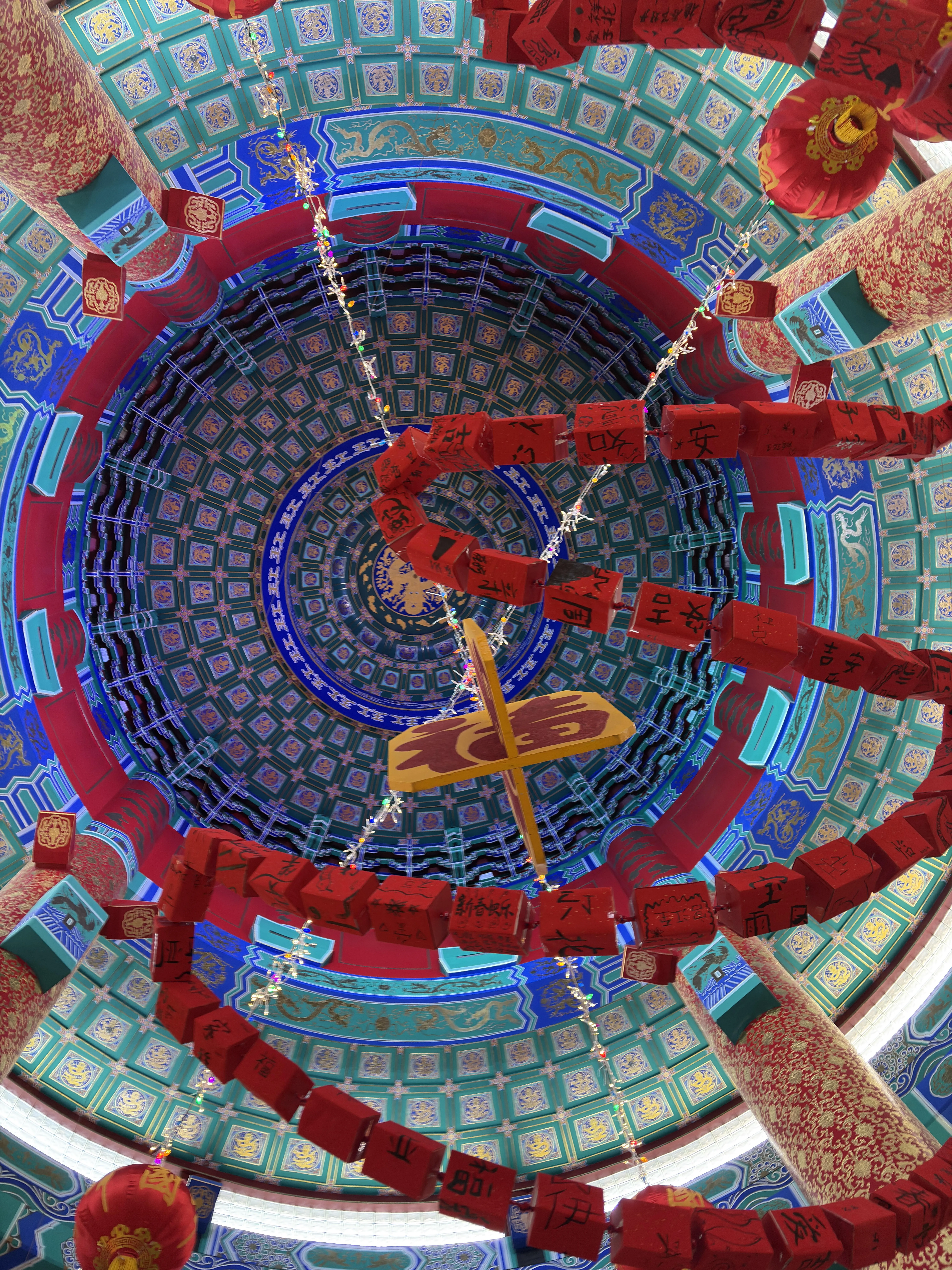 anyone looking to get head rn? Can travel 19m