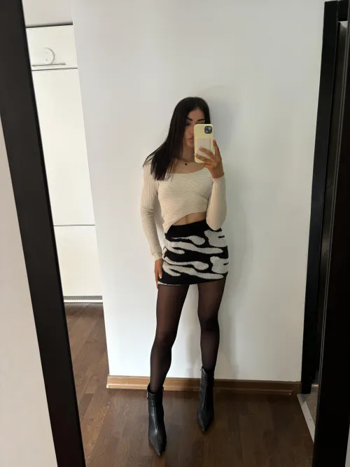Do the tights complete the look?