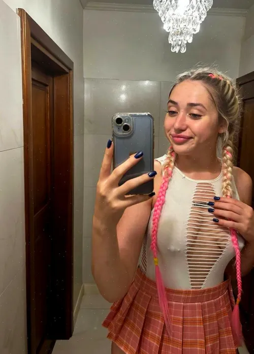 Do u like how my tits are popping out