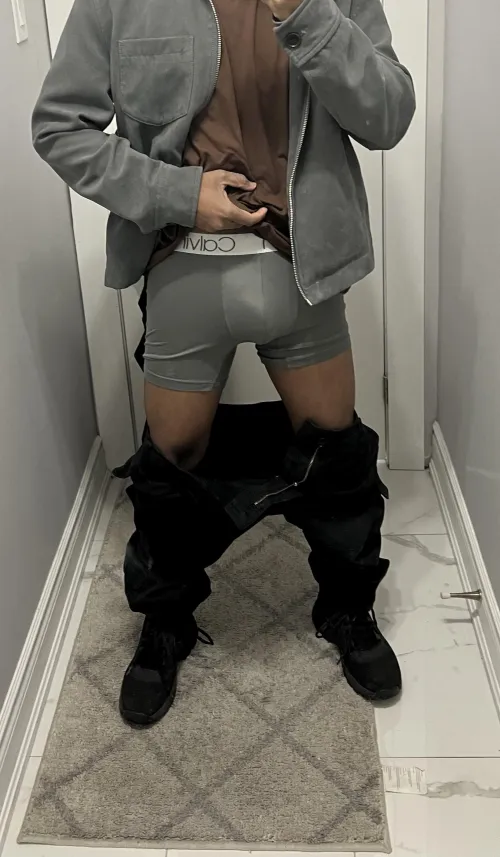 Got horny at changing room