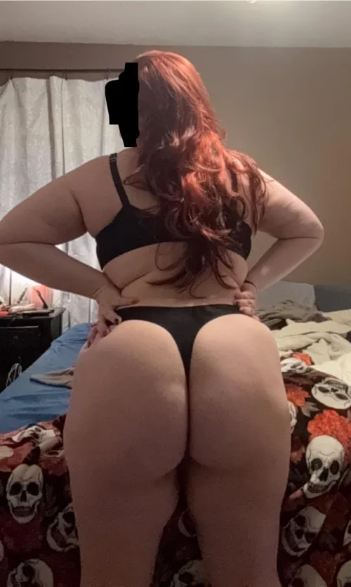 Happy Thong Thursday