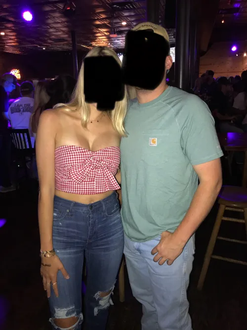 [mf4mf] Baytown tonight. Male can also join other couple. No single males.