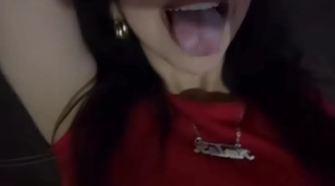 title or vid? its a girl swirling her tounge around in a uhmm yk motion.
