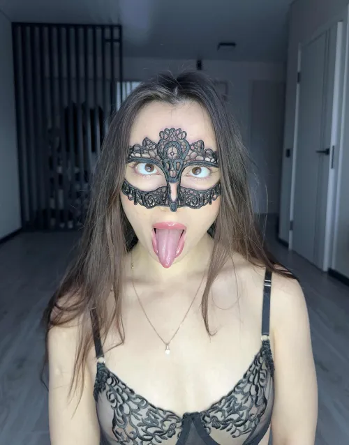 wrapped in black lingerie feeling unstoppable