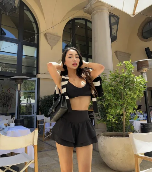 19 yo and a 44 kg body to have fun with