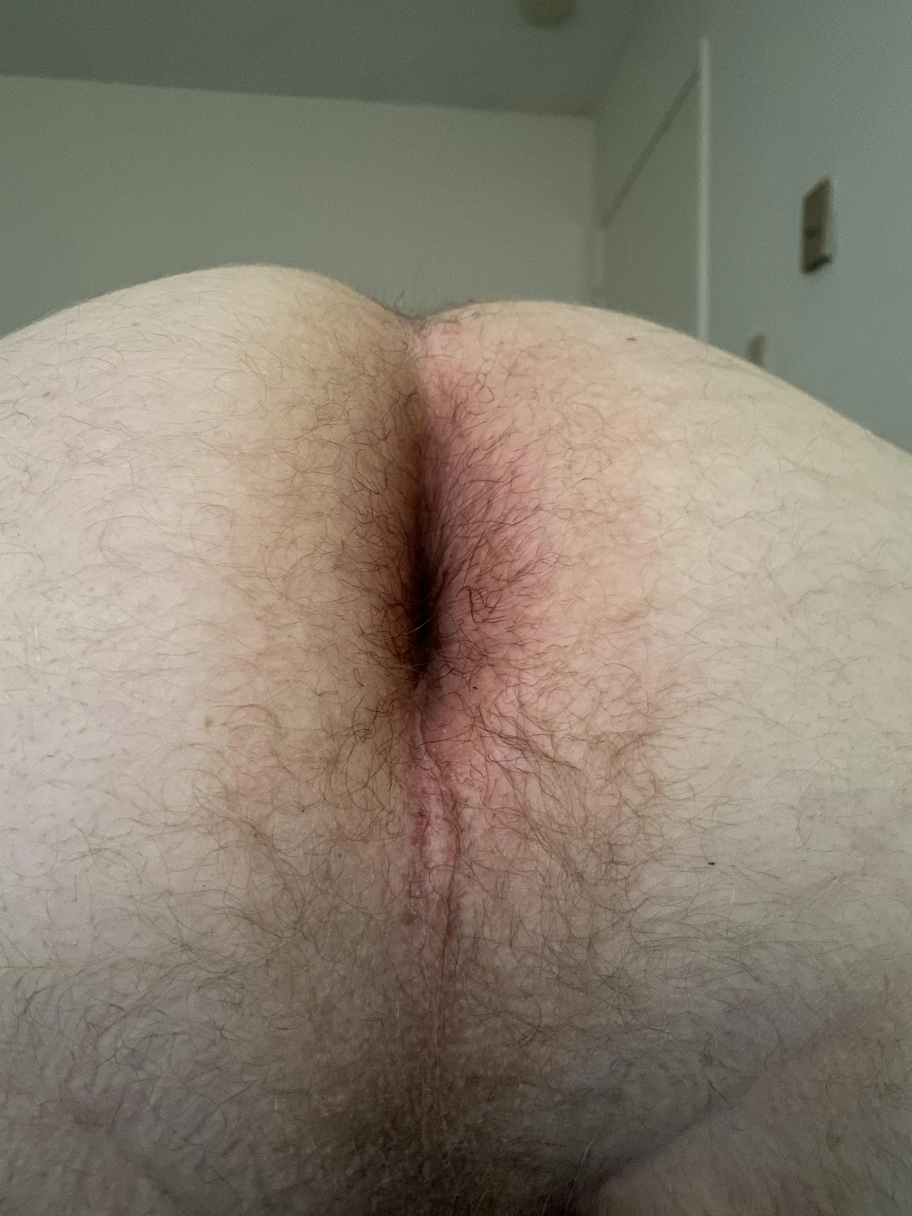 32m. I need a man’s dick in me so bad. Stretch me. And DM me.