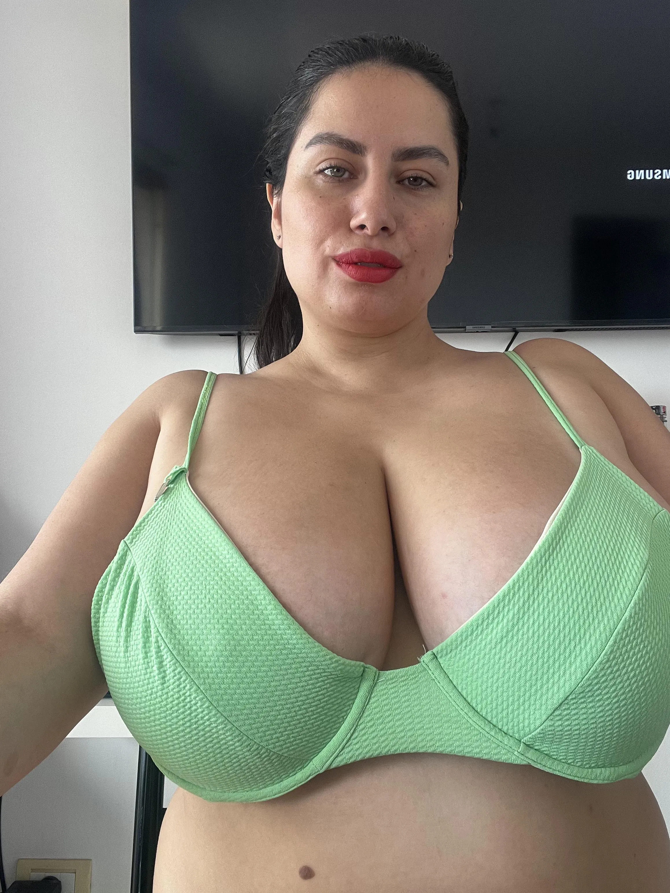 Do you like my bikini?