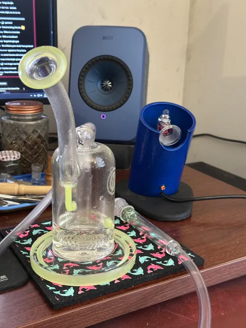 Even coming from a more typical ball vape, the SSV baller edition is absolutely wild!