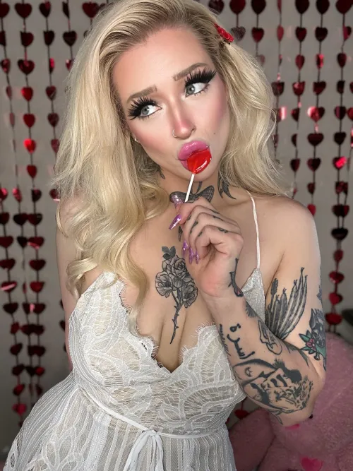 I love sucking it... the lollipop too