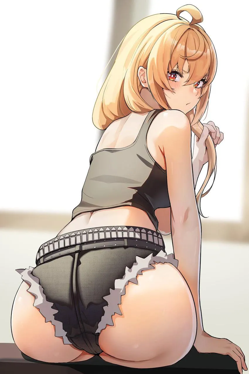 Lucy Sitting Pretty Holding Her Hair [ZZZ]