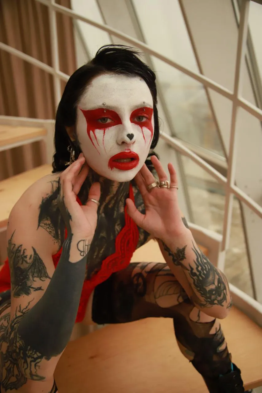 Would you cover me all with your cum?