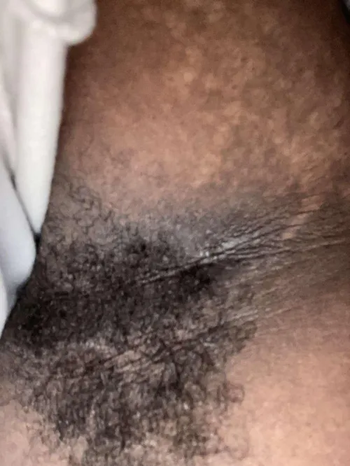 You bros wanna lick I’ll only let you if I get to lick you