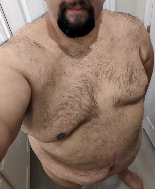 40M TX Good evening ladies! Decided despite all the negative PMs I get, I don't care... this fat man will continue to post!
