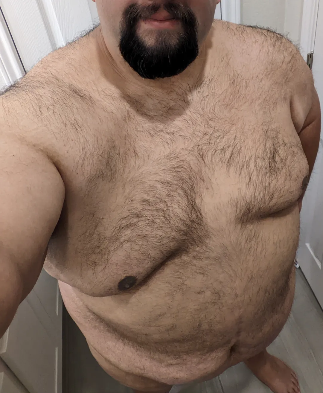 40M TX Good evening ladies! Decided despite all the negative PMs I get, I don't care... this fat man will continue to post!