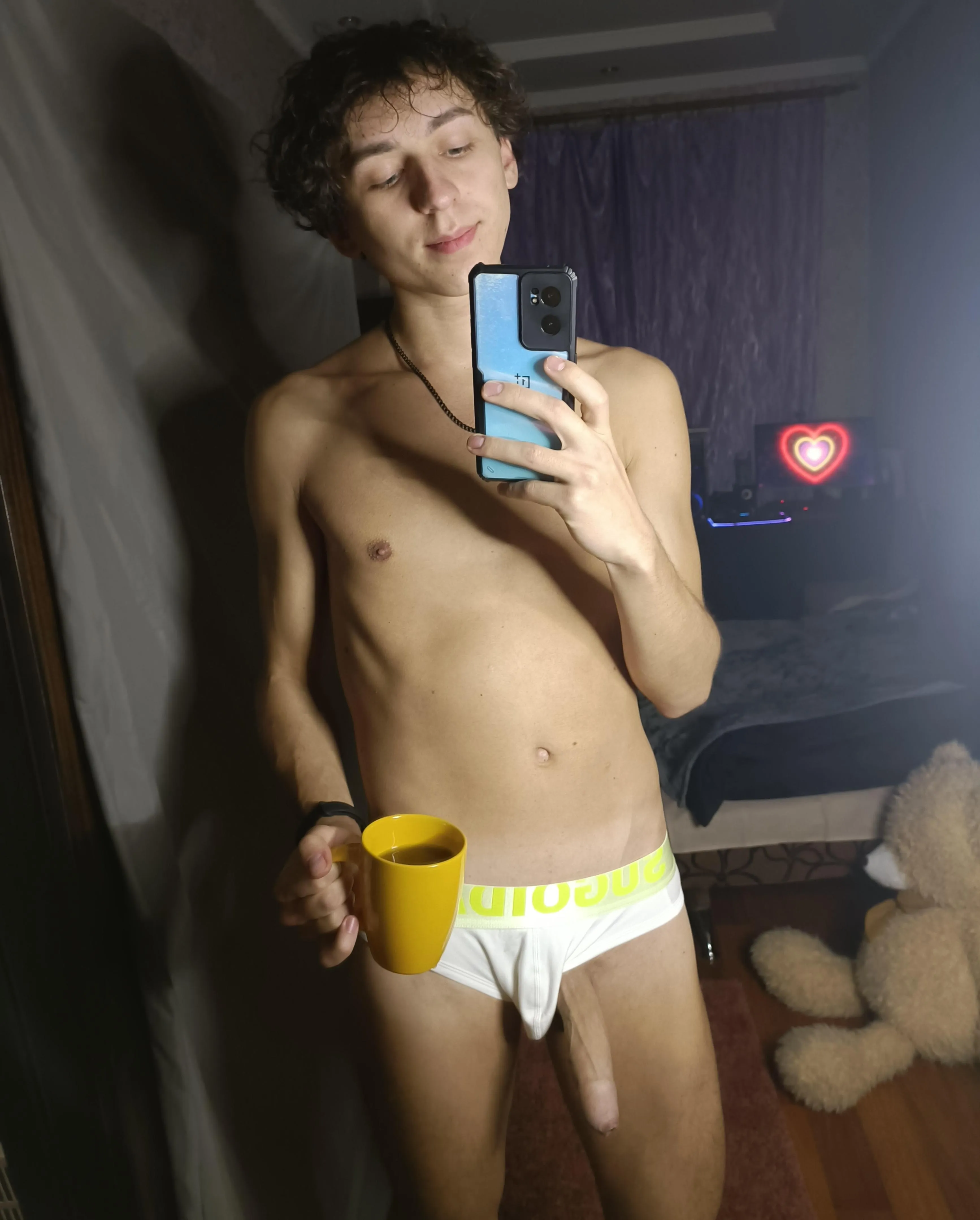 A slim body and an erect penis for a good mood