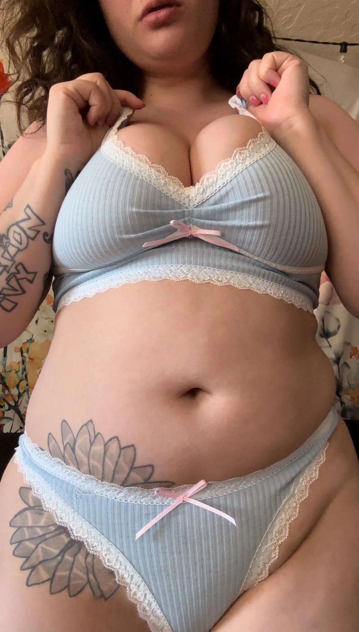 Are you brave enough for face sitting with me?