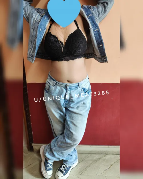 Bringing back 90s fashion with a twist