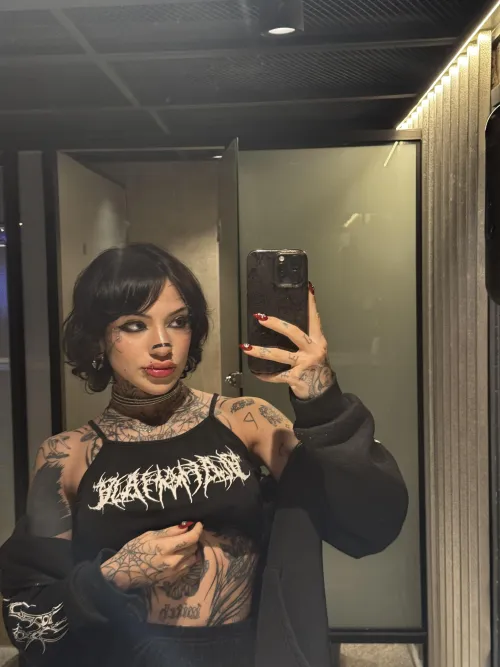 heaven is like meeting a goth girl