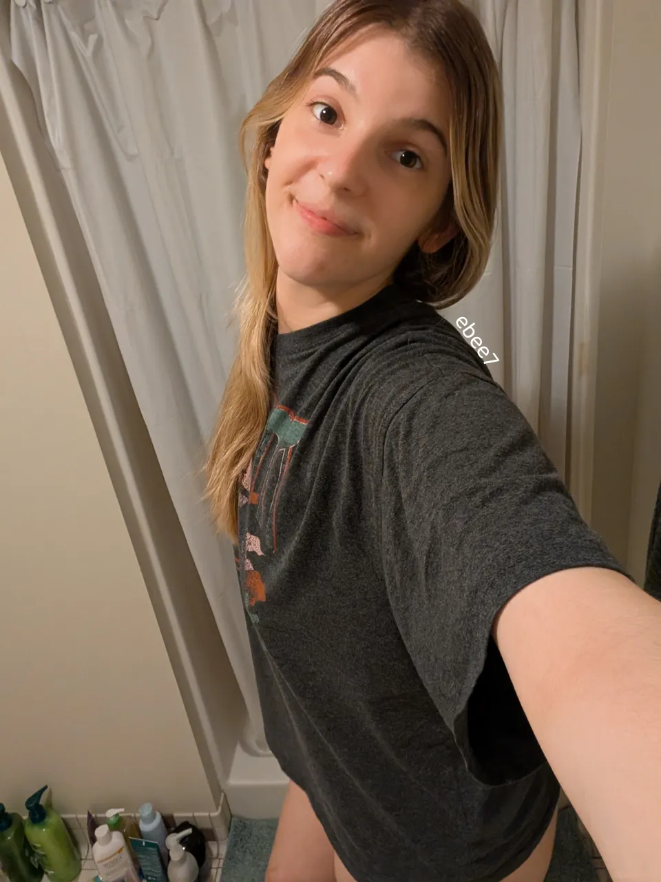 nothing's a better tease than an oversized tee and no bottoms hehe [f]