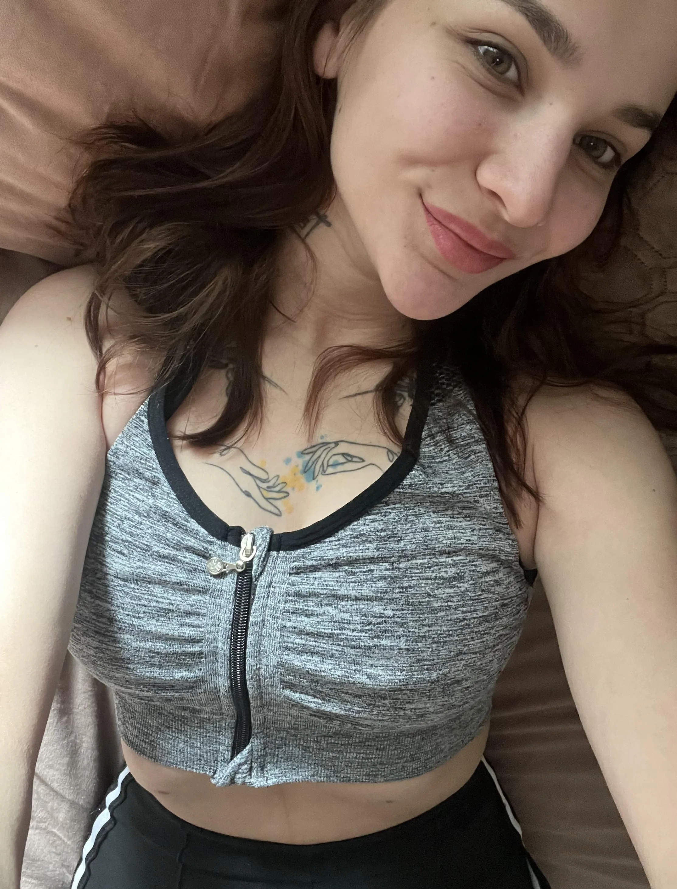 Would you play with my sports bra?