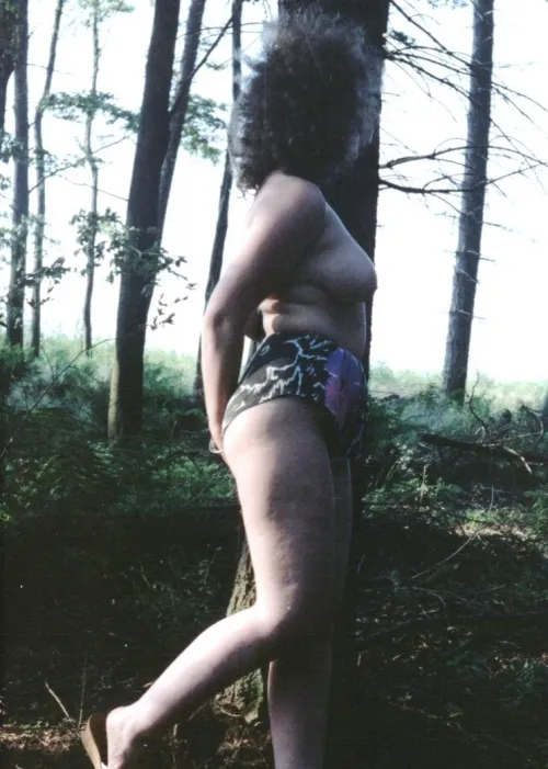 [1988, 21] Another early outdoors pose for me