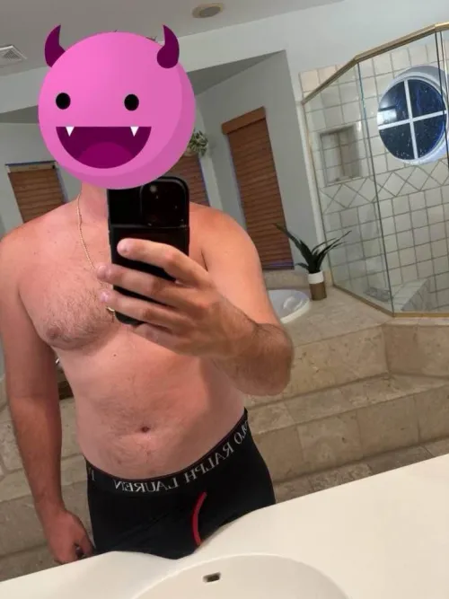 [38] [M4F] [Philly Burbs] Lets Warm Each Other Up