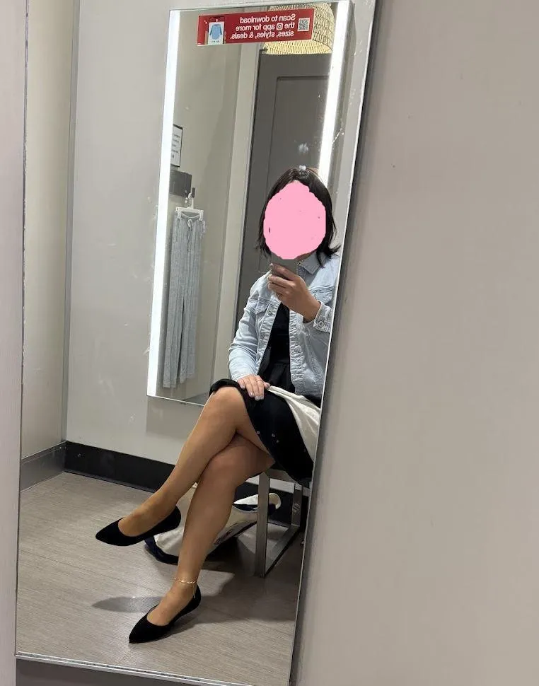 Flats and pantyhose in the changing room