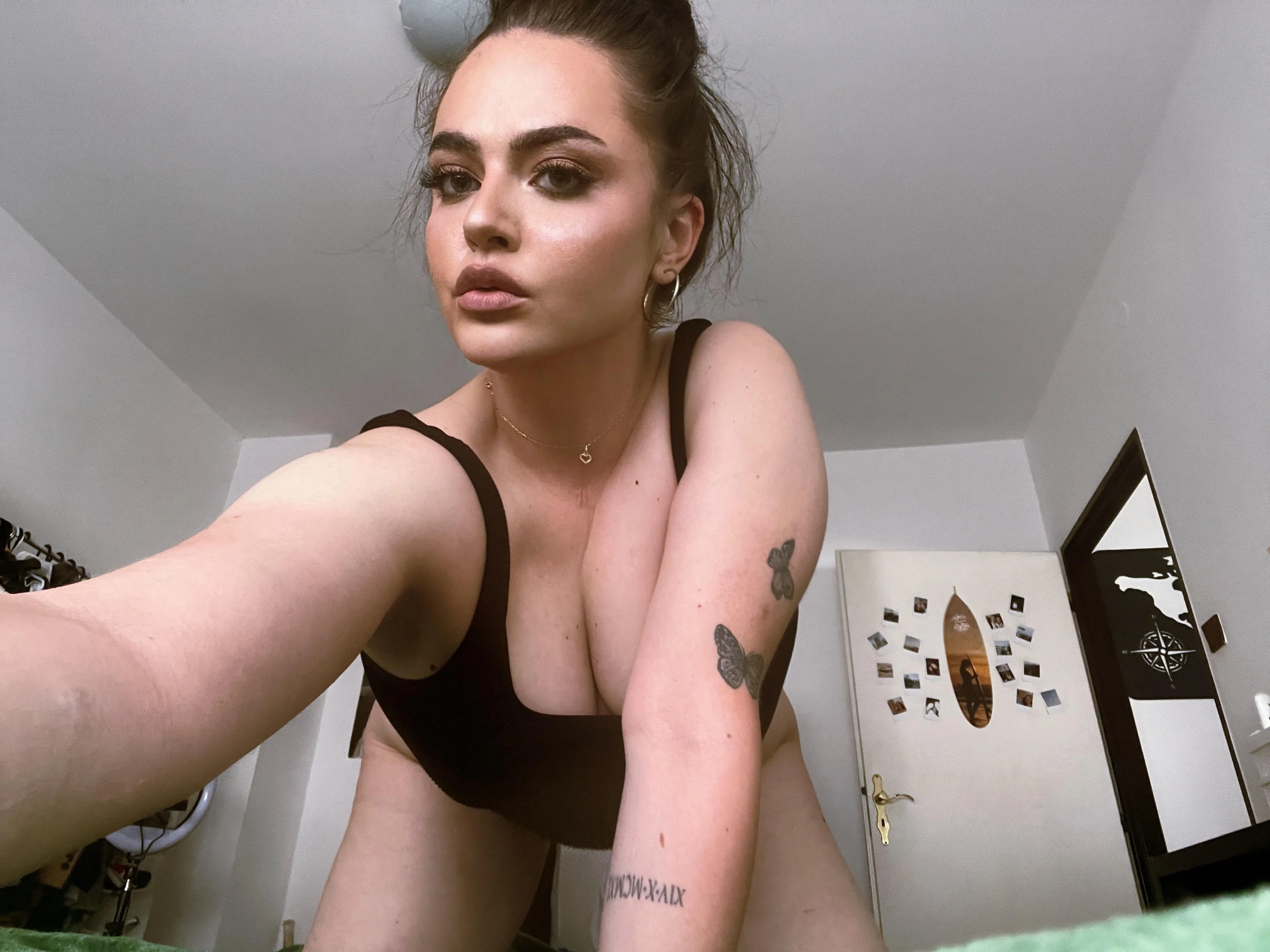 I only accept payments I deem worthy.