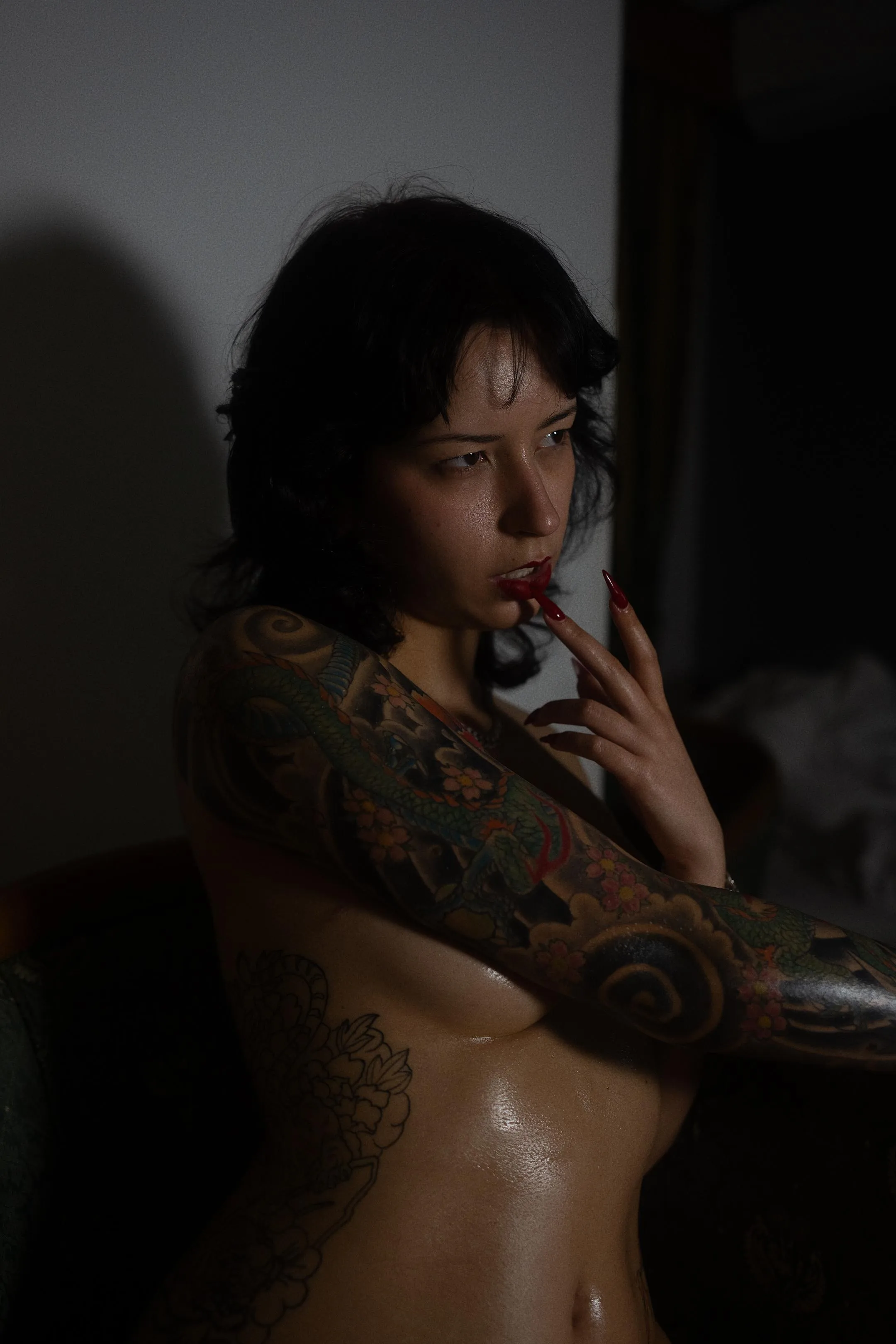 I'm so magical, my wrist glisten in your dreams