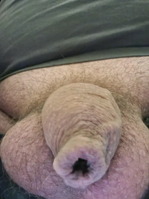 My (41) overhang looking like it wants a little kiss