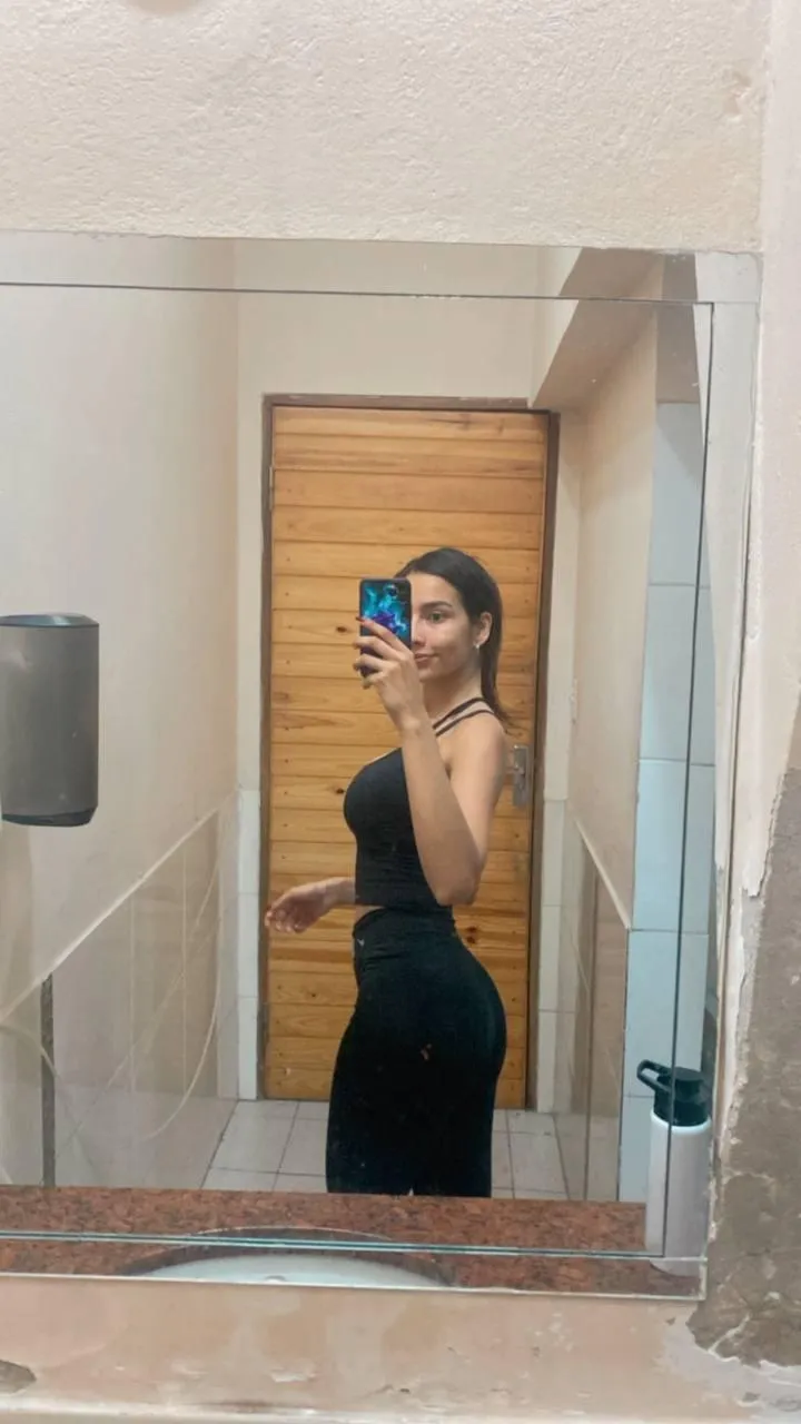 My leggings look cuter on my butt