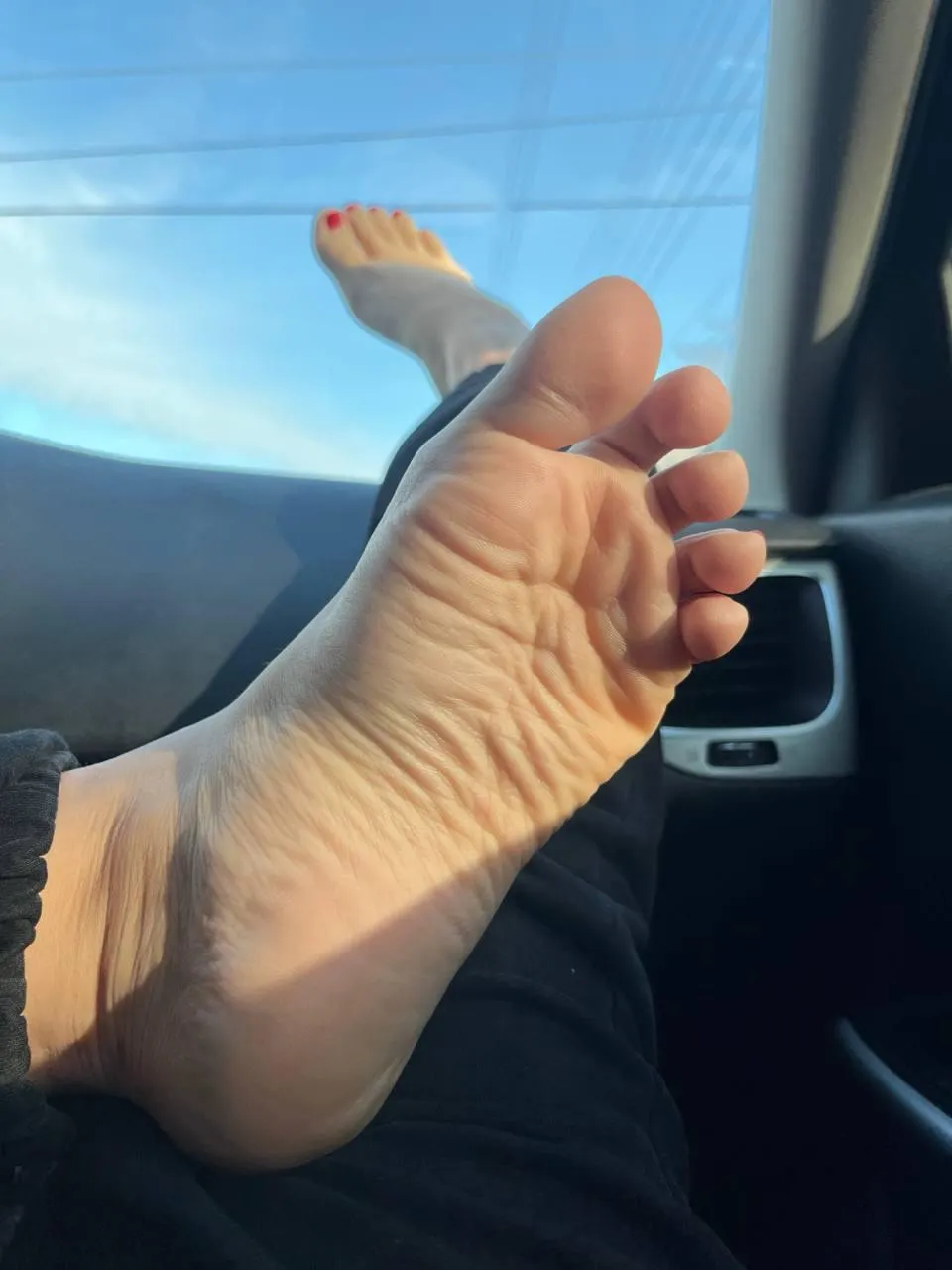 [oc] did u miss my pretty feet?