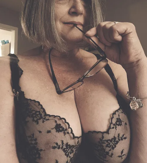 Beautiful color. Beautiful girlfriend.