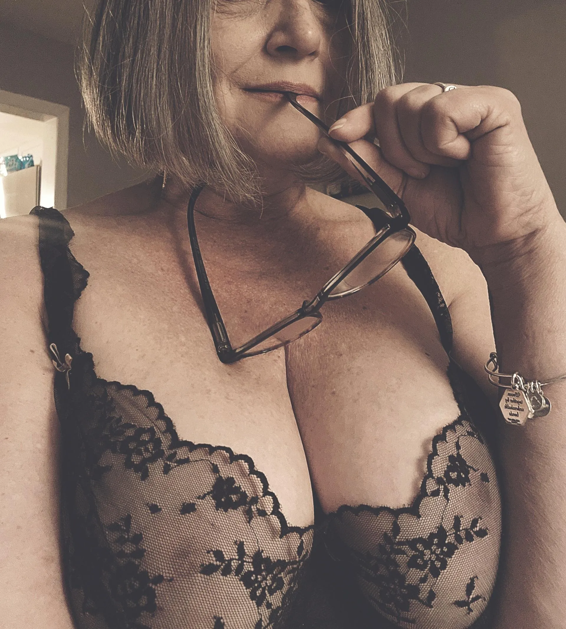 Beautiful color. Beautiful girlfriend.