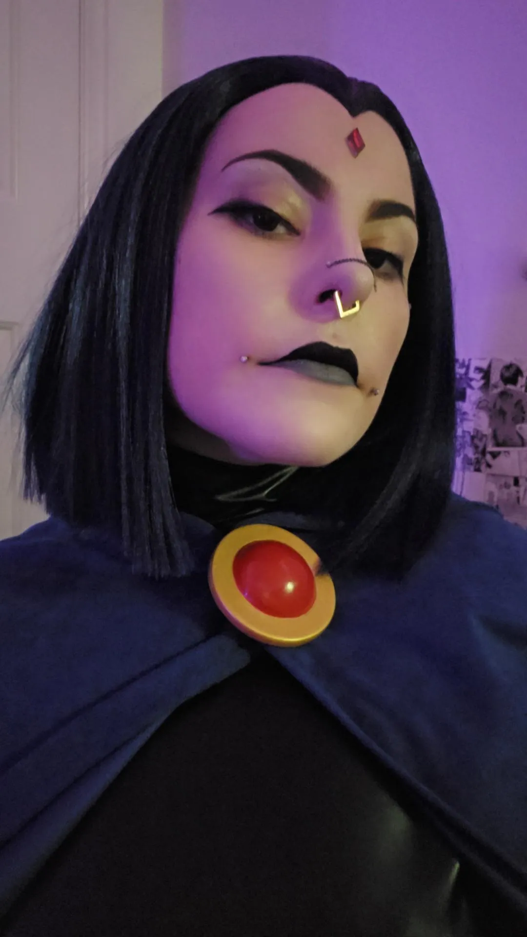 Hey there, selling sexting sessions, live calls, physical items, customs, and more. Menus pinned on profile. Kink friendly.