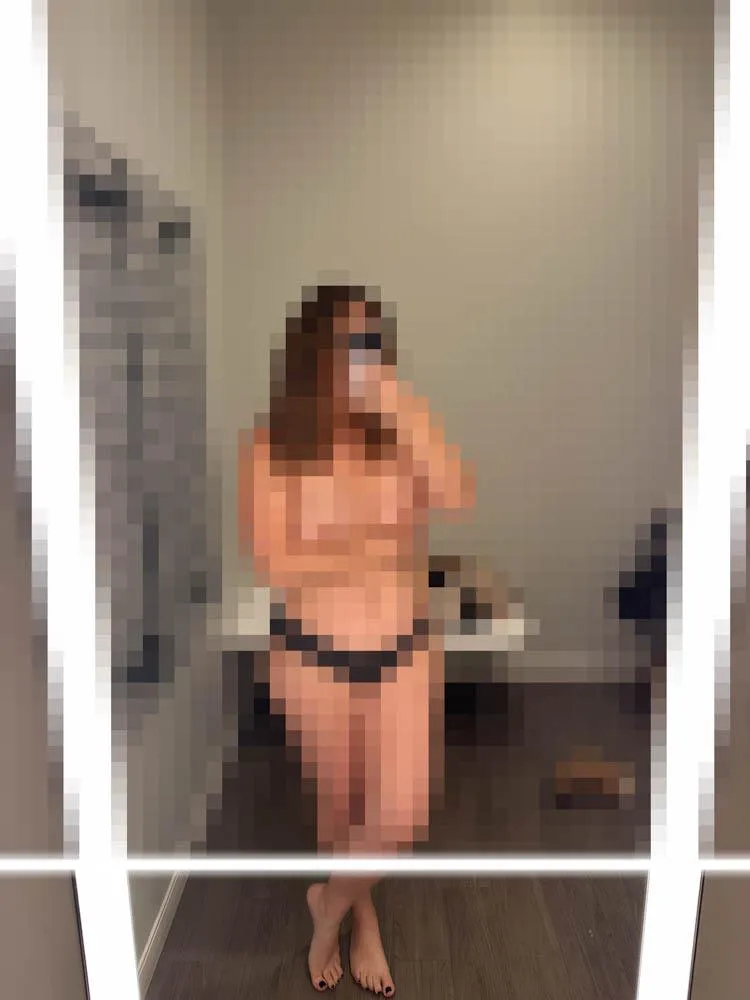 I know you want to see the rest, but that's all you get, footslut