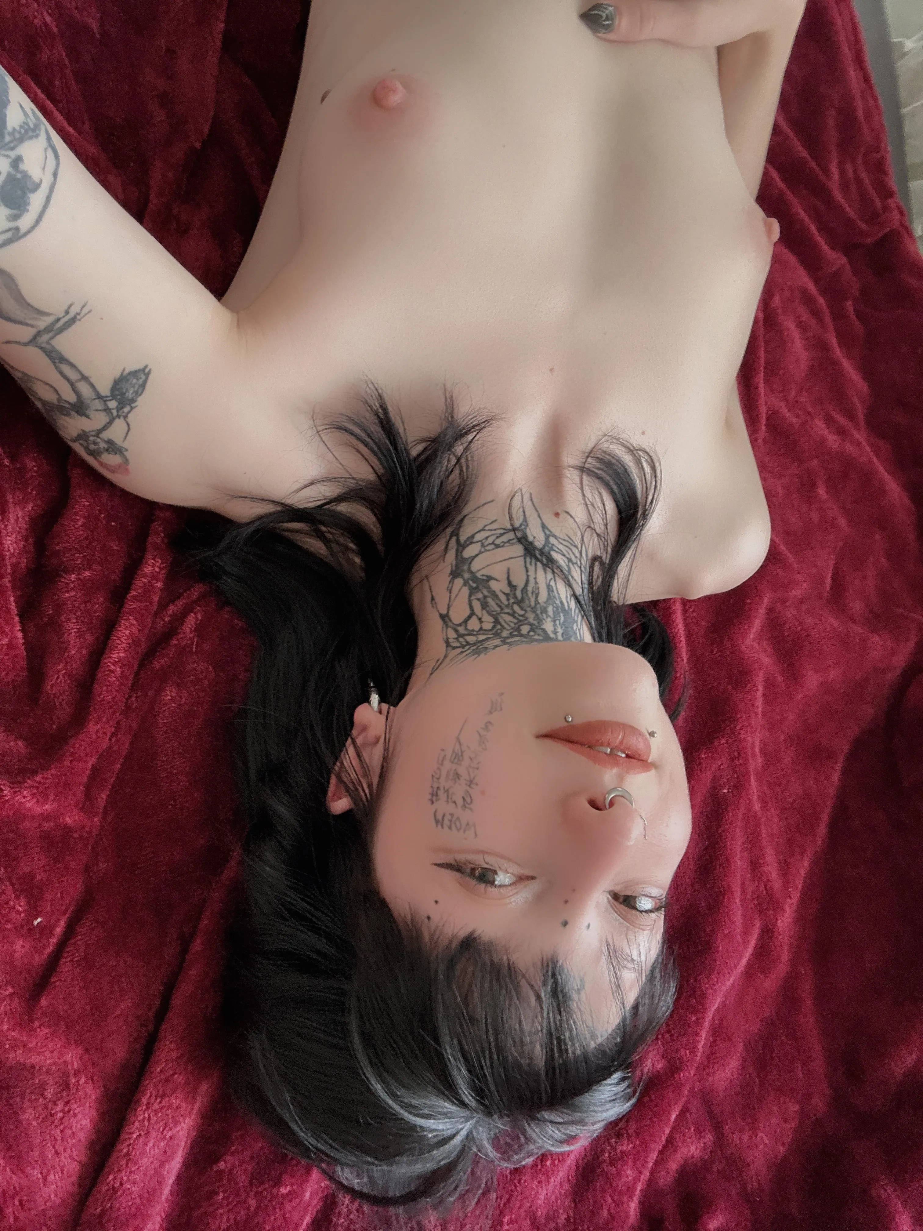 Let you kiss my goth lips