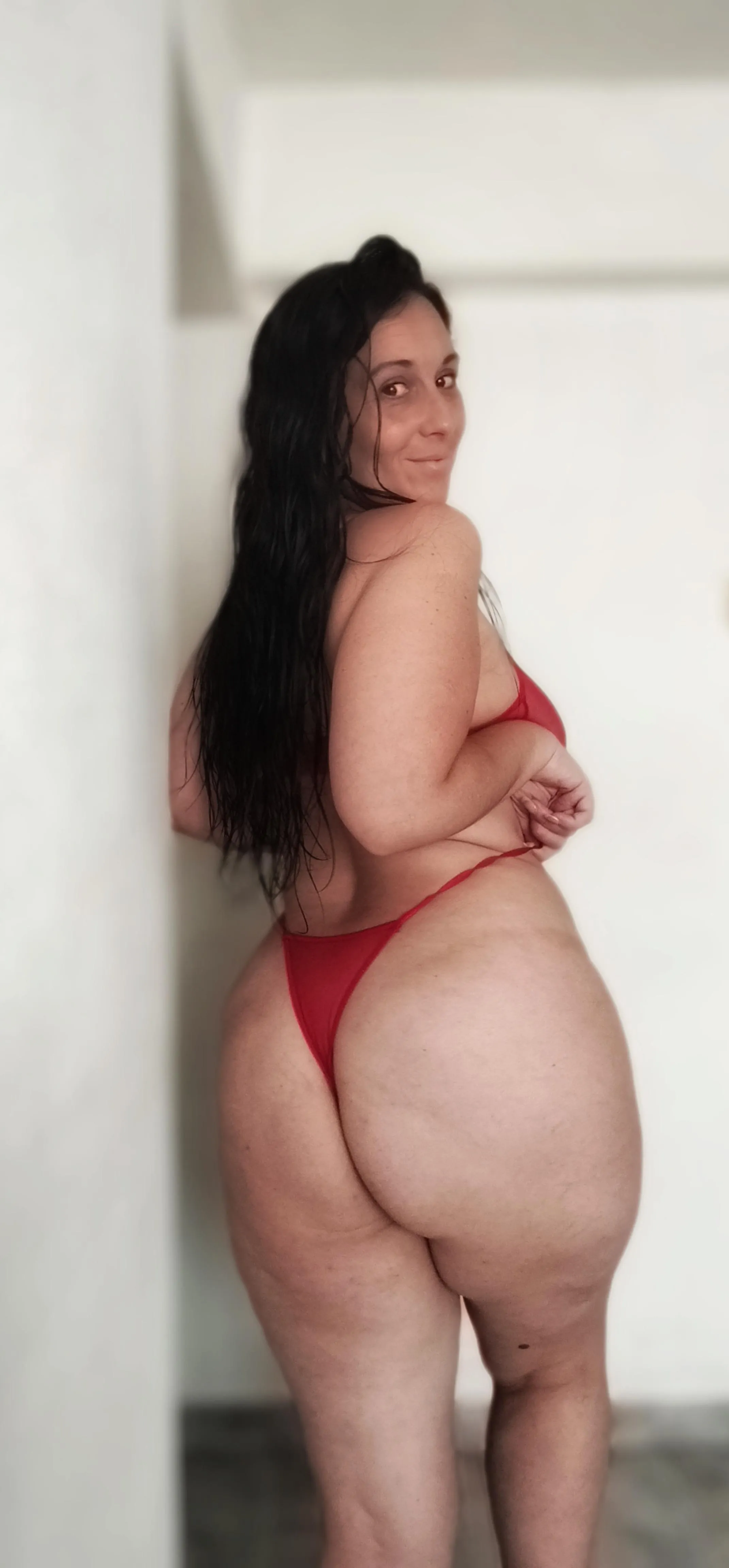 This bitch is perfect for Valentine's Day!! I hope that day you leave your wife for me...